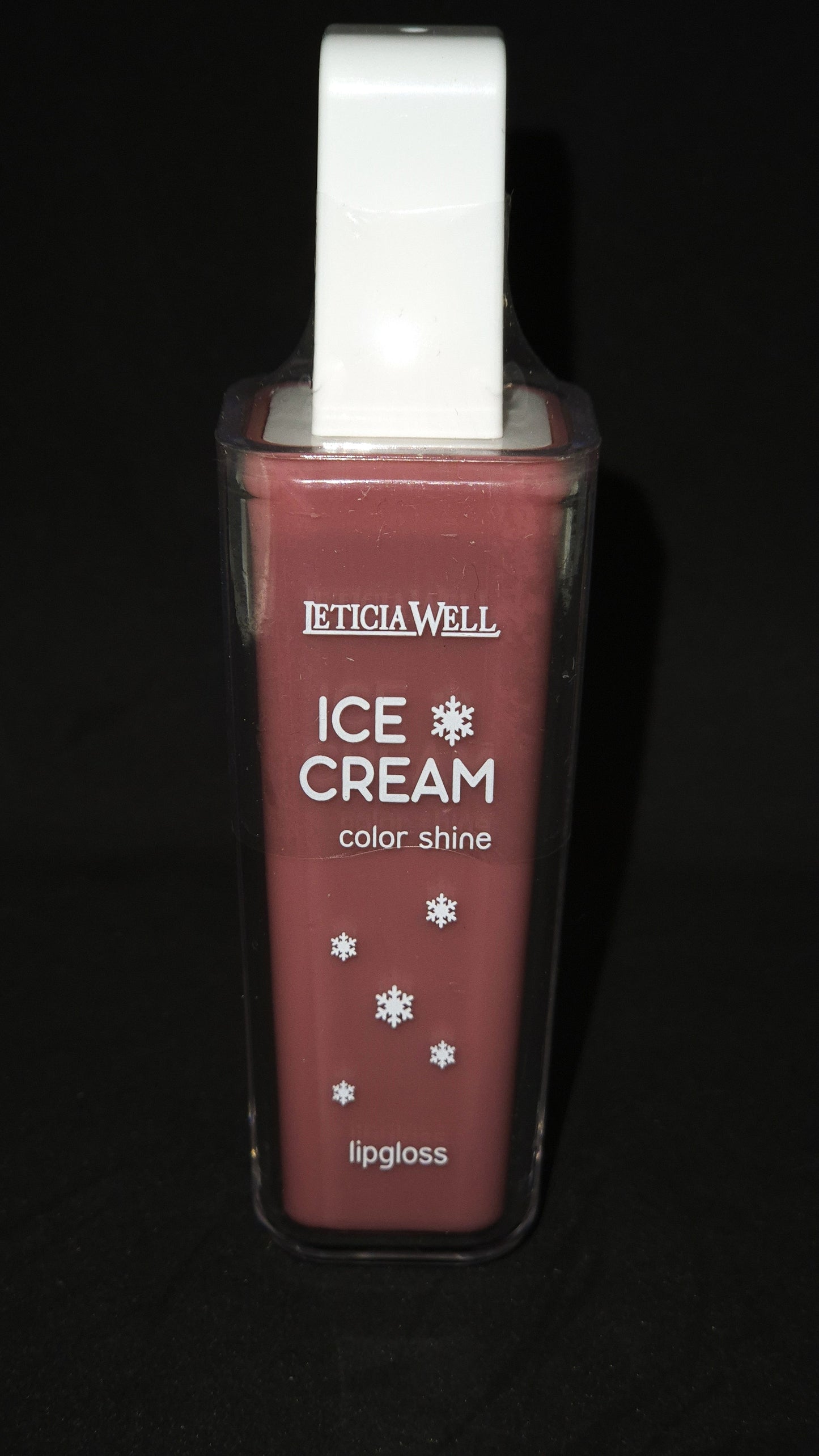 Lip gloss ice cream color shine Leticia Well