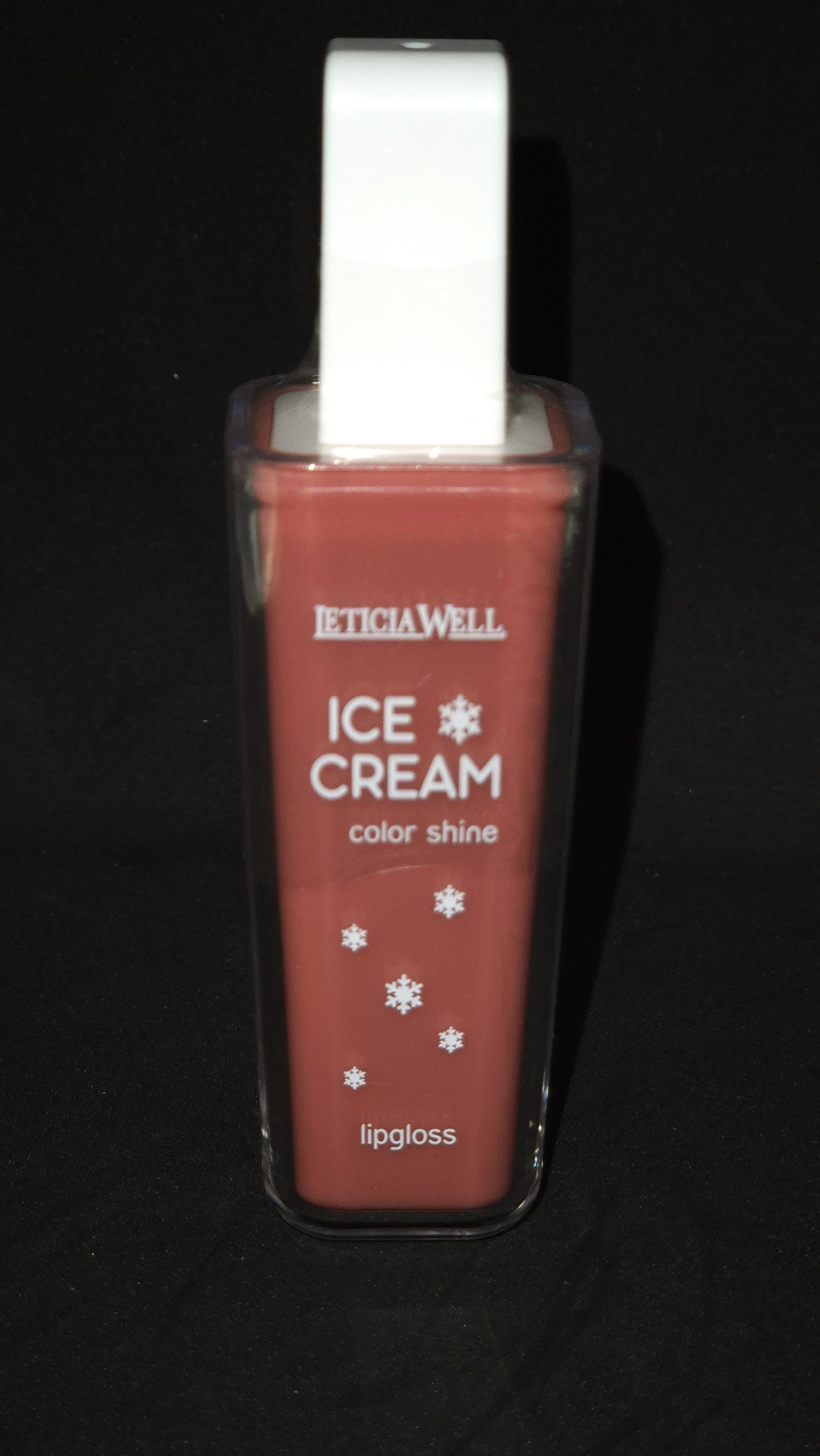 Lip gloss ice cream color shine Leticia Well